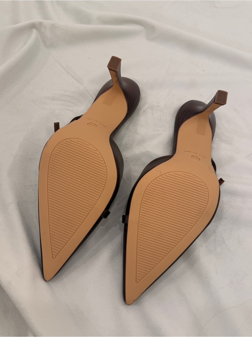 Brown Pointed Toe Buckle Strap Mule Heels 7.5 - Picture 2 of 5
